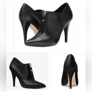 Michael Kors Andi Ankle‎ boots pointed toe silhouette heels size 9 M sleek black